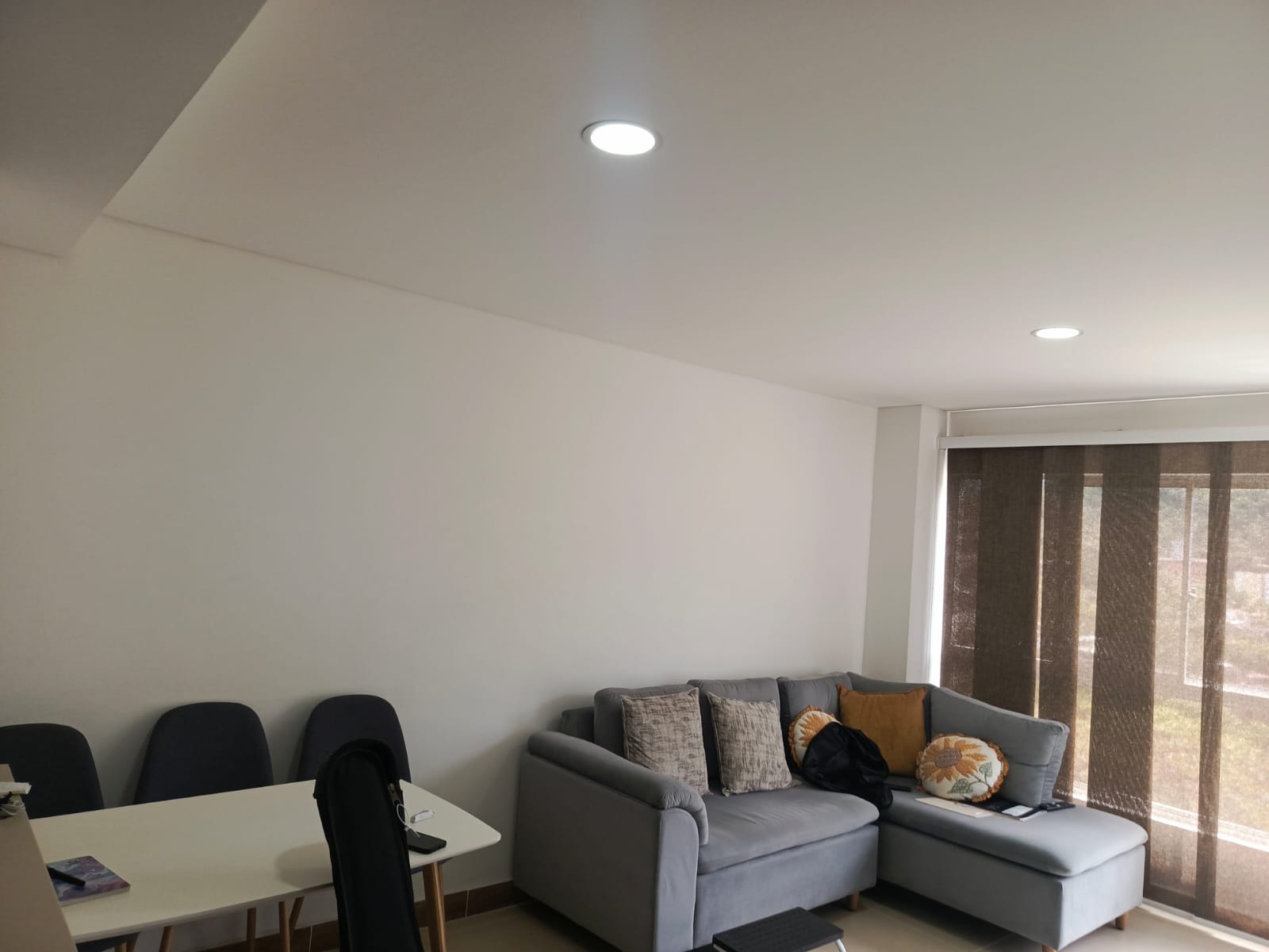 Apartamento con vestier y parqueadero — foto 1